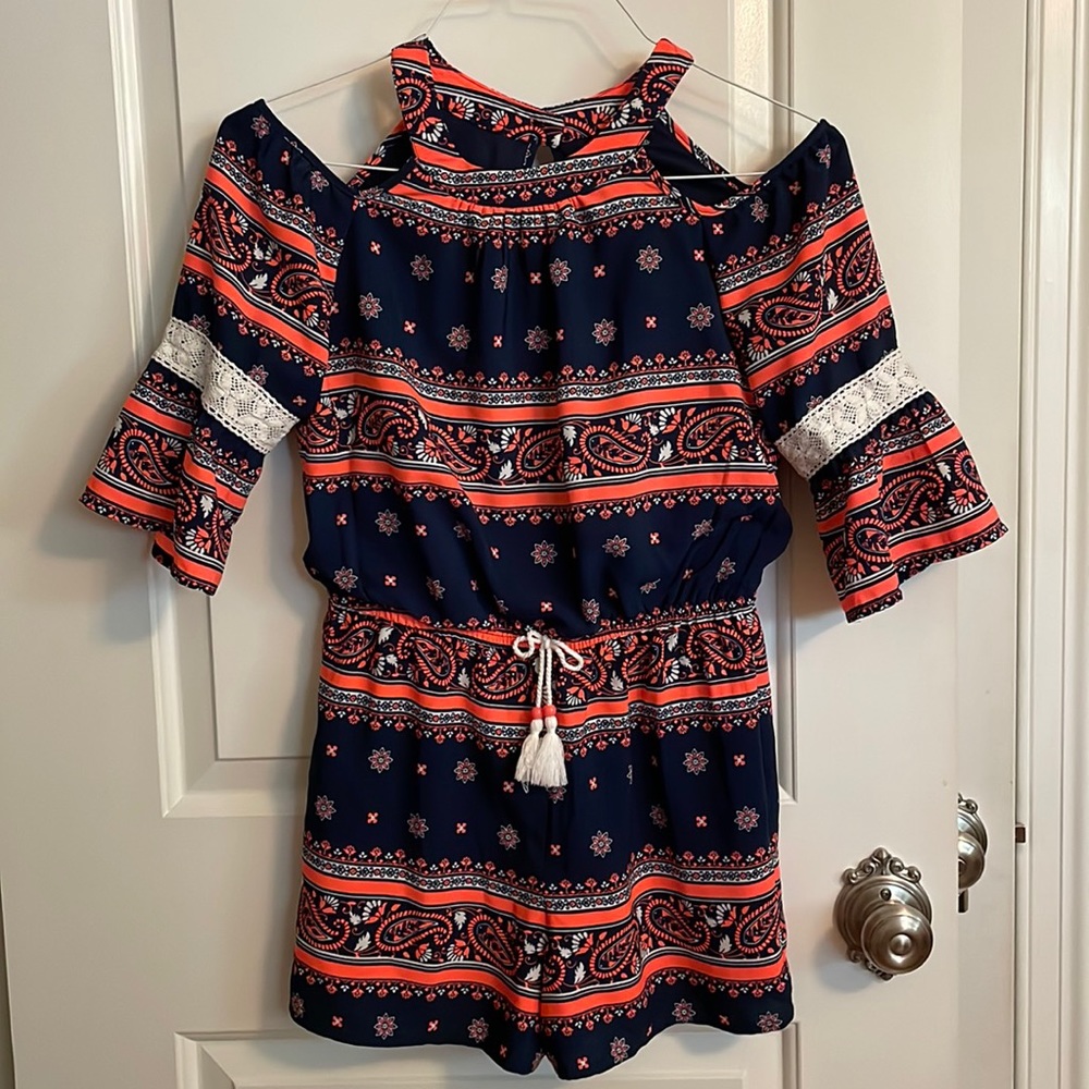 Romper With Draw String Waist- Cutout Shoulder - 3/4 length Sleeves. NWOT